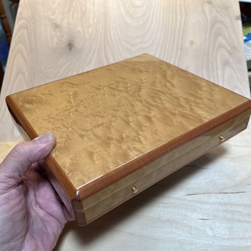 Dunhill London Birdseye Maple Travel, Humidor & Pouch. Beautiful Craftsmanship.