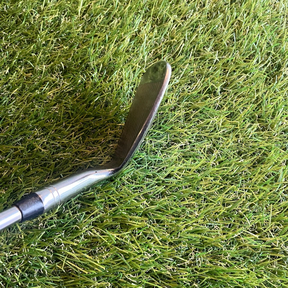 Cuña de lanzamiento modelo Titleist Tour acero rígido 35,5" hoja vintage para diestros Foto 4 de 4