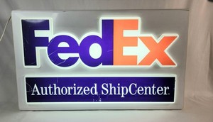 FedEx 店舗サイン Memphis, TN, USA. May 2, 2022. Editorial Use Only, 3D CGI