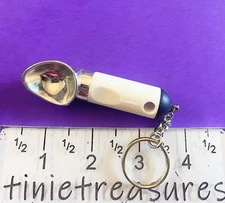Tupperware keychain mini Ice cream scoop Rare Tinietreasures