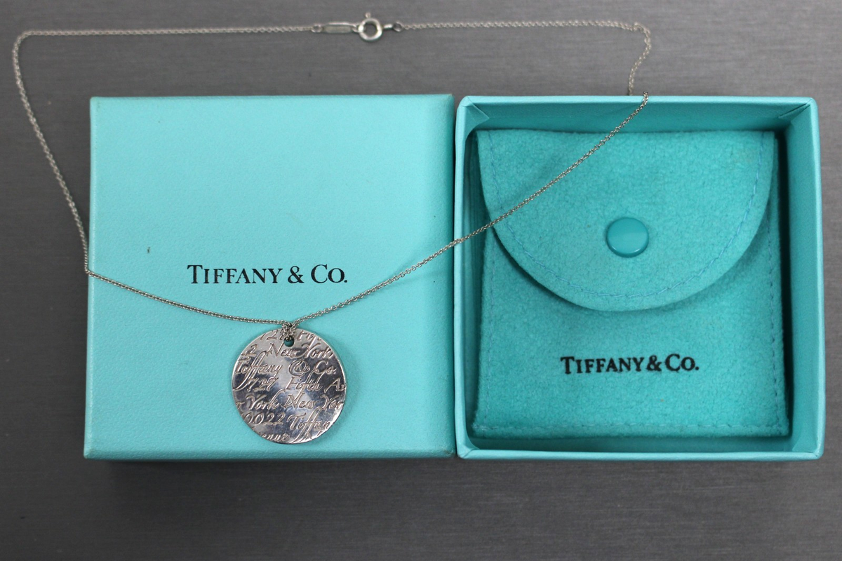 Tiffany Co 925 Sterling Silver New York Wavy Disc Pendant Necklace  9g