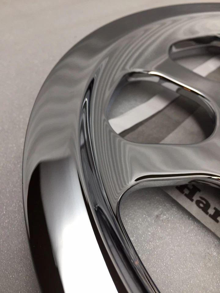 Tren nocturno Harley Softail estándar FXSTI 2006 polea cromada 40617-06 intercambio Foto 4 de 4