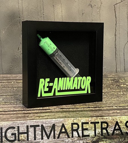 Jeringa de suero de vida reactivo reanimador utilería exhibición película de terror arte coleccionable - Imagen 2 de 3