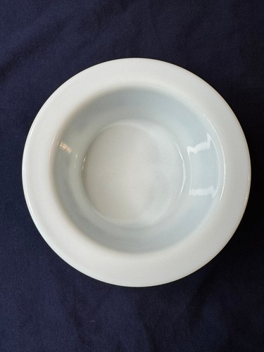 Pyrex Old Town Blue Onion Butter Tub Bowl Container - No Lid - Picture 3 of 4