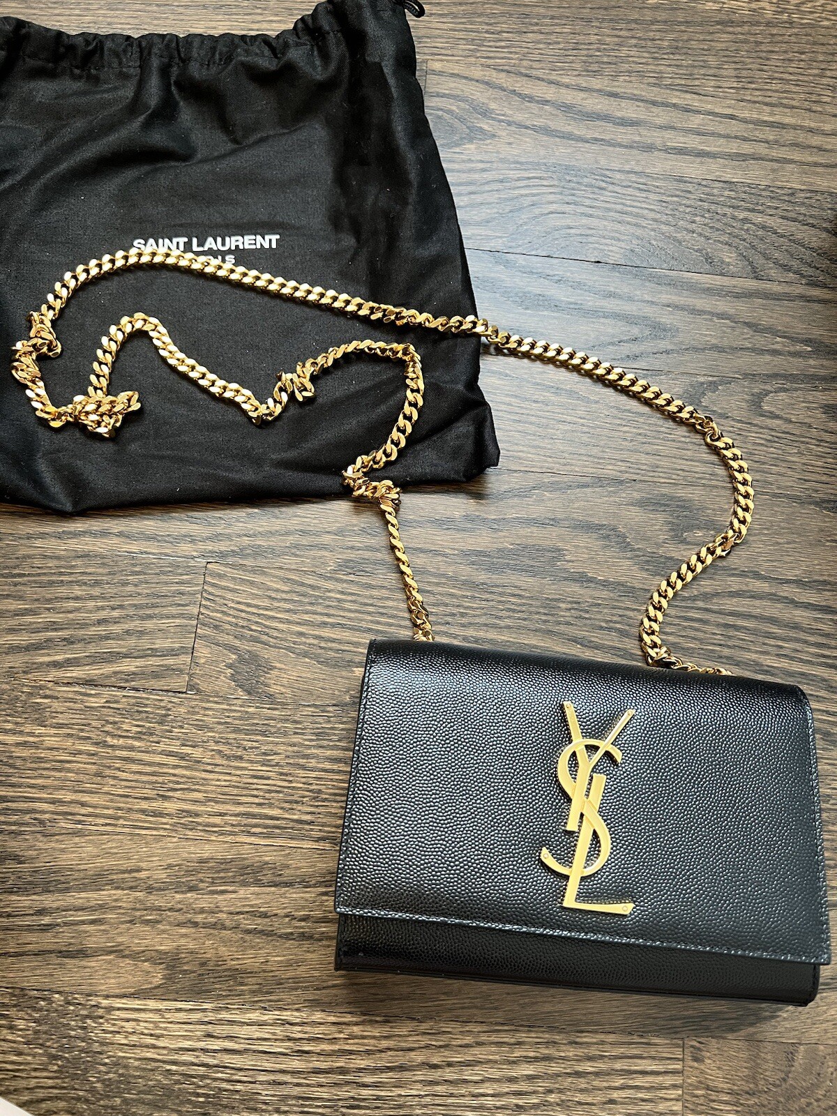 Tracolla YSL Saint Laurent Kate Classic G Hardware piccola pelle nera