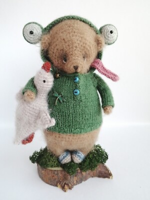 Hand Knitted Animals Cozy Handmade toys: Teddy bear in a frog jacket