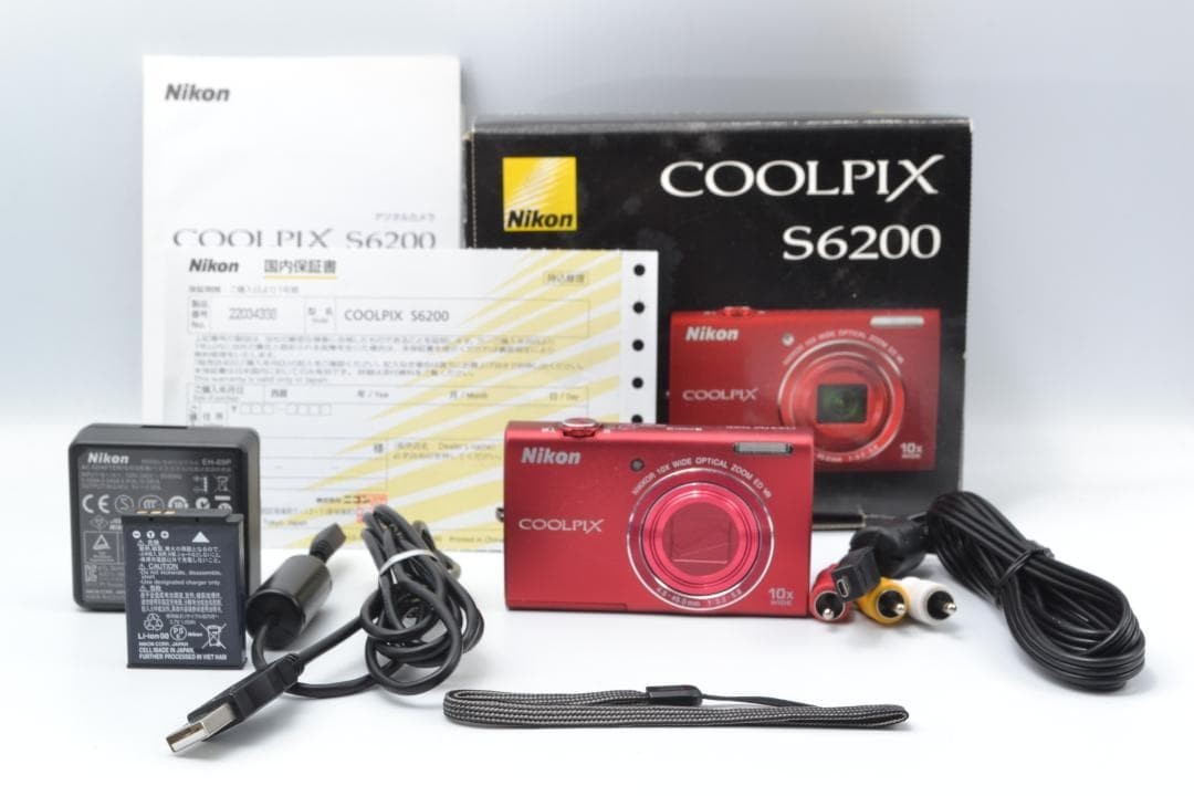 ⭐️完動品⭐️ニコン Nikon COOLPIX S6200 レッド　コンデジ Nikon COOLPIX S6200 Red Brilliant 16.0 MP Digital Camera Wide 10x