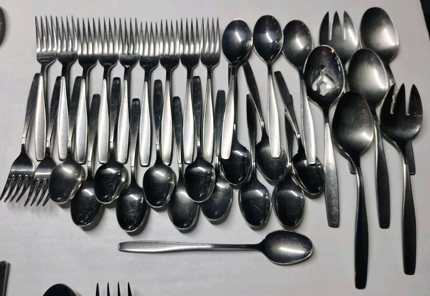 International Rogers Cutlery Creation Flatware Lot 31 Pc