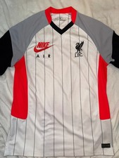Liverpool Football Shirt Nike Air Max Collection - White - Medium