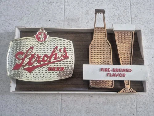 Stroh's Beer Sign Fire - Brewed Flavor Vintage