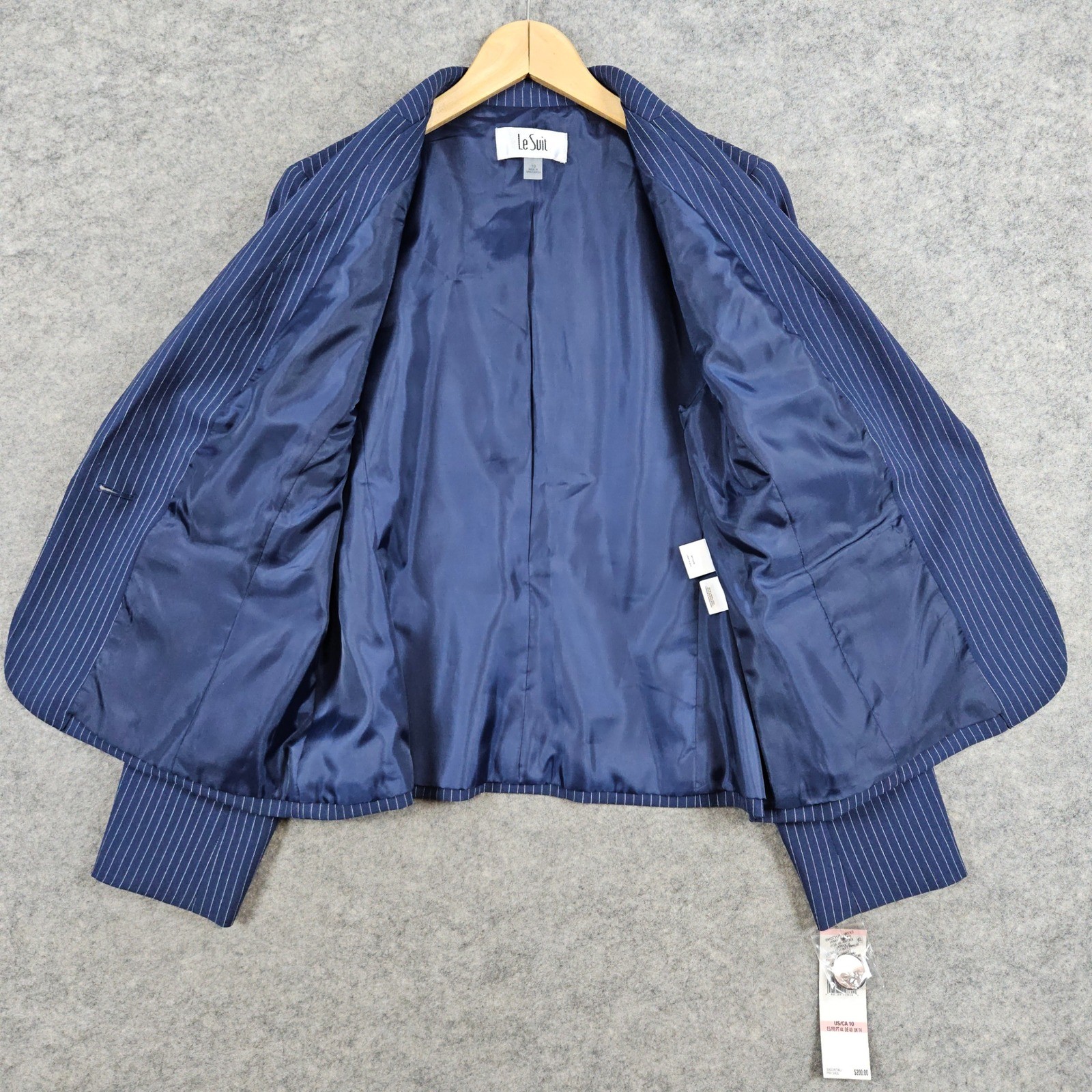 Le Suit Women's Navy Pinstriped Blazer Pants Suit Size 10 Professional NEW NWT