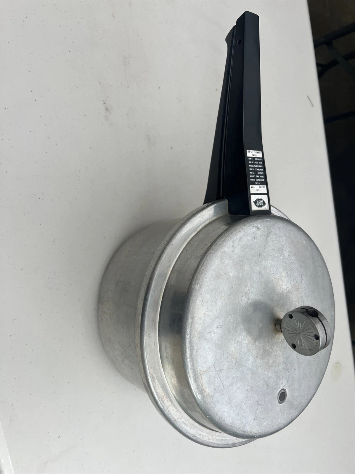 VTG USA Mirro-Matic Aluminum Pressure Cooker 4-Quart Model M-0534-11 W/Weight