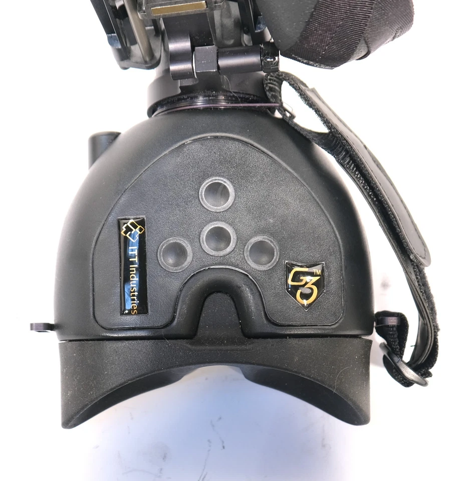 Binoculares de visión nocturna ITT Industries Night G3 con montaje en cabeza Foto 3 de 4