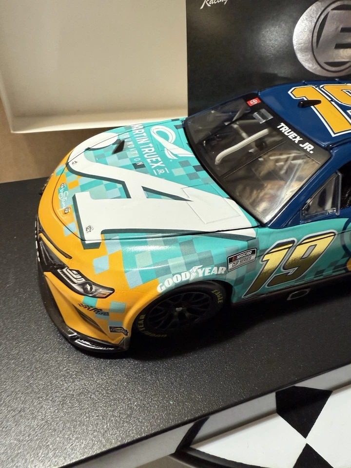 Martin Truex Jr. ELITE #19 Auto Owners Insurance MTJF FOIL # 2022 1/24 Diecast - Image 3 of 4