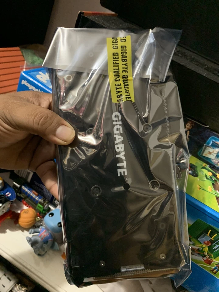 Gigabyte Radeon RX580 Gaming 4G PCIE 3 GDDR 5 Freesync 2 VR READY Graphics Card - Image 4 of 4