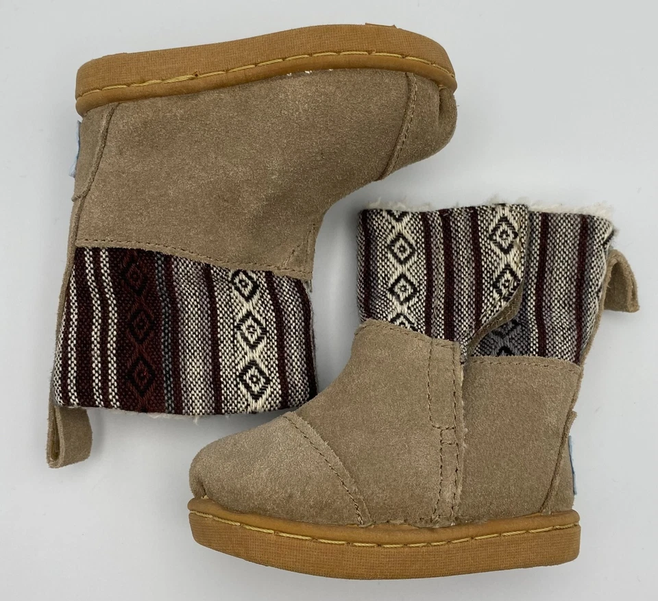 Toms крошечные 2 песка замши искусственного меха Непал ботинки туфли унисекс младенца ясельного возраста 2 новый - Изображение 3 из 4