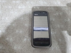 Nokia 5230 RM-588 Smartphone Mini-SIM 2MP Kamera 3,2" Touchscreen - Rot Schwarz
