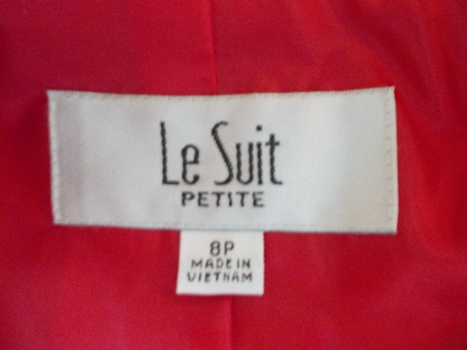 LE SUIT Petite Red 2 Pc Jacket & Skirt Suit w/ Bow Detailing Sz 8P