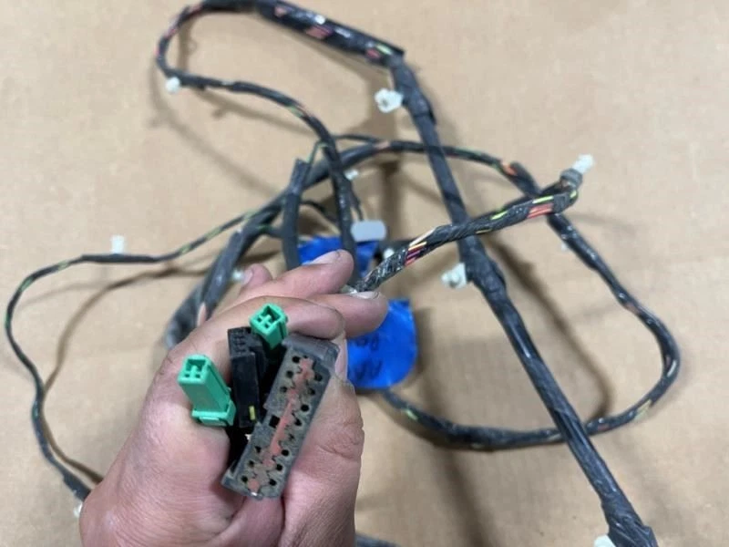 06 Ford F350 Super Duty INTERIOR USADO techo parasol espejo RR arnés de cables Foto 2 de 4