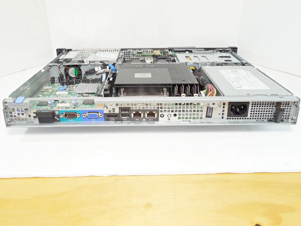 Dell PowerEdge R210 II 1U Server Xeon E3-1230 v2 16GB RAM 200GB SSD 1TB HDD - Image 2 of 4