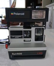 Vintage Polaroid Sun 600 LMS Land Instant Film Camera w Strap-Not Tested  A33