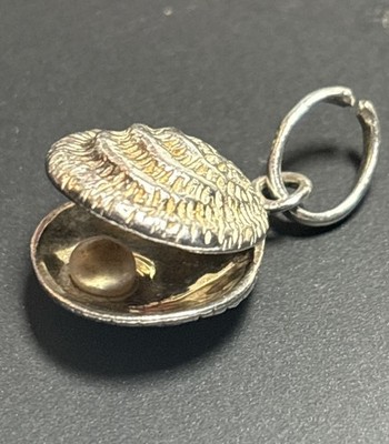 Links of London Lucky Catch Oyster Pearl Pendant Sterling Silver 925