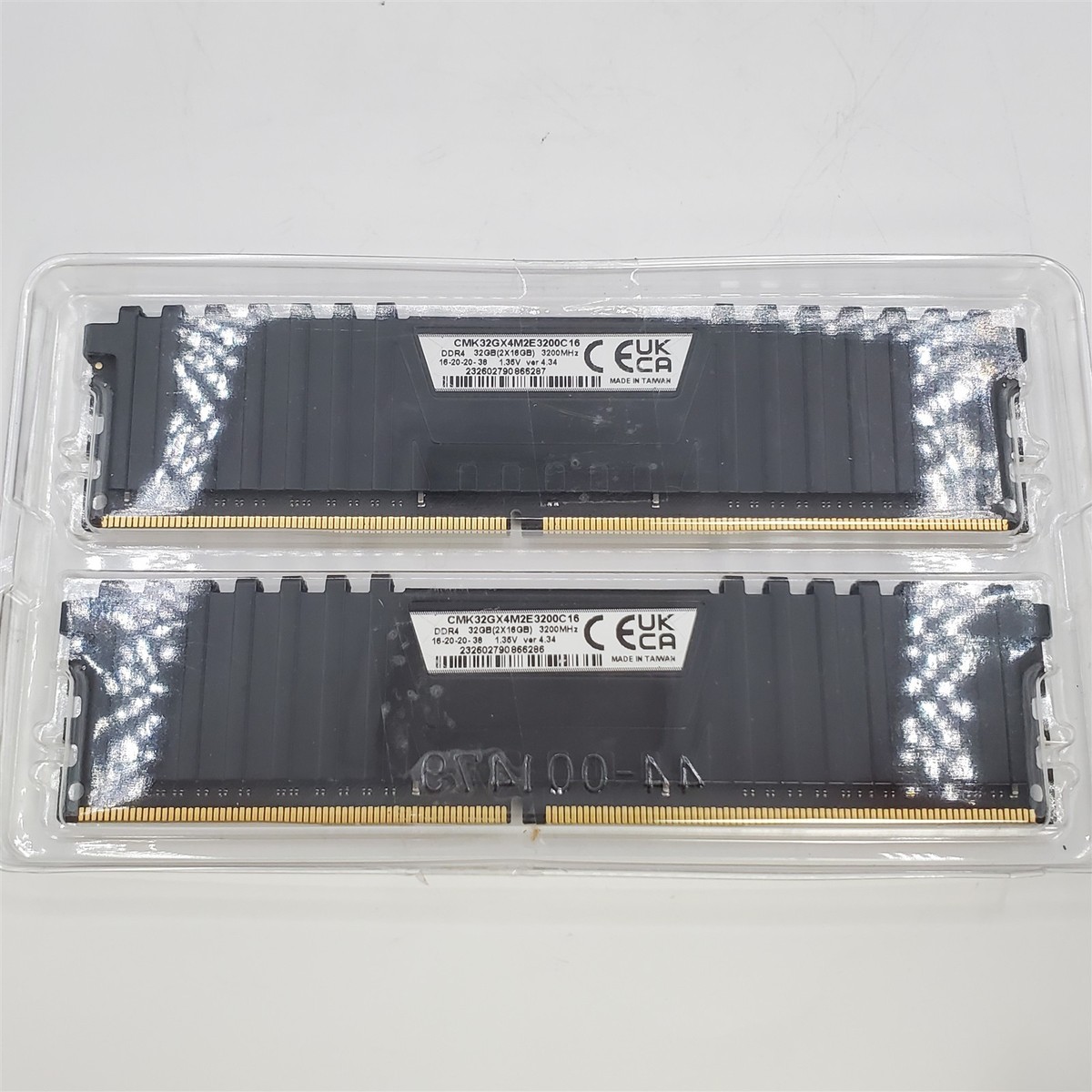 【中古】Corsair Vengeance LPX 32GB DDR4 VENGEANCE® LPX 32GB (2 x 16GB) DDR4 DRAM 3600MHz C18 AMD Ryzen