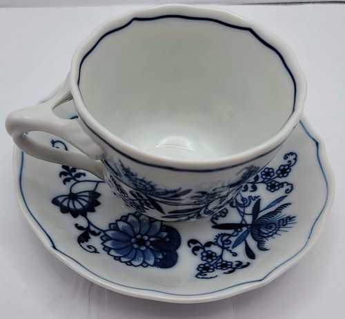 Antique Meissen Blue Danube Cup & Deep Saucer Set Marked 1924-1933 - Picture 4 of 6
