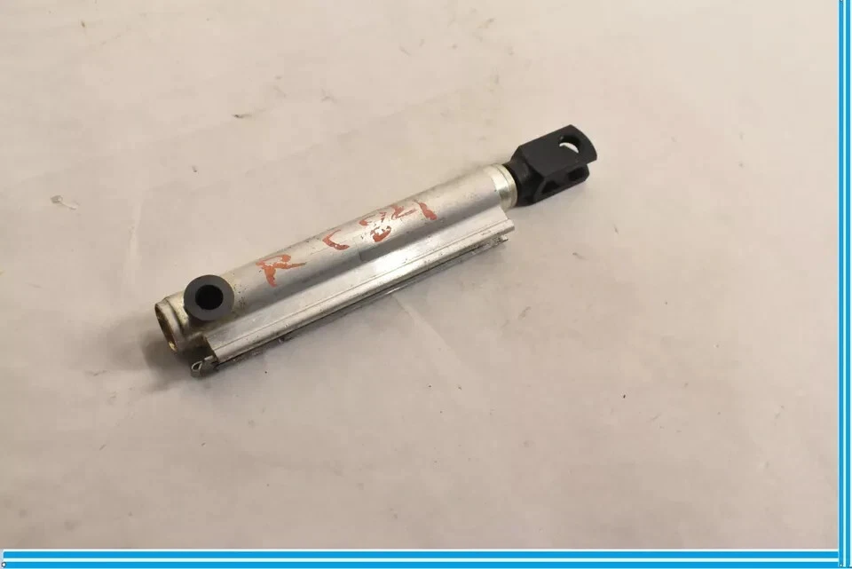 04-09 Cadillac XLR cilindro compartimento de estiba media 1535030 OEM Foto 2 de 4