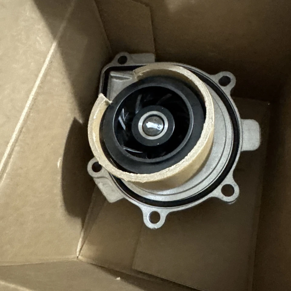 Bomba de agua motor CARQUEST T1218 Foto 3 de 4