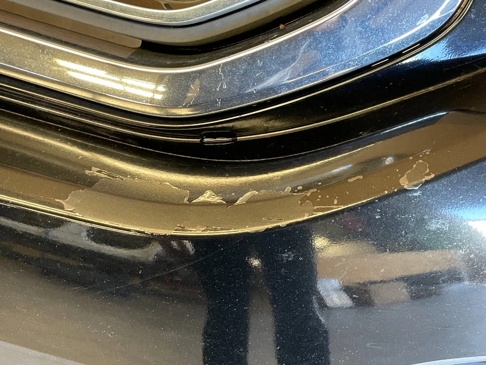 Cubierta completa del parachoques delantero GMC Yukon 2015-2020 con rejilla y sensores PDC 1415 OEM Foto 4 de 4