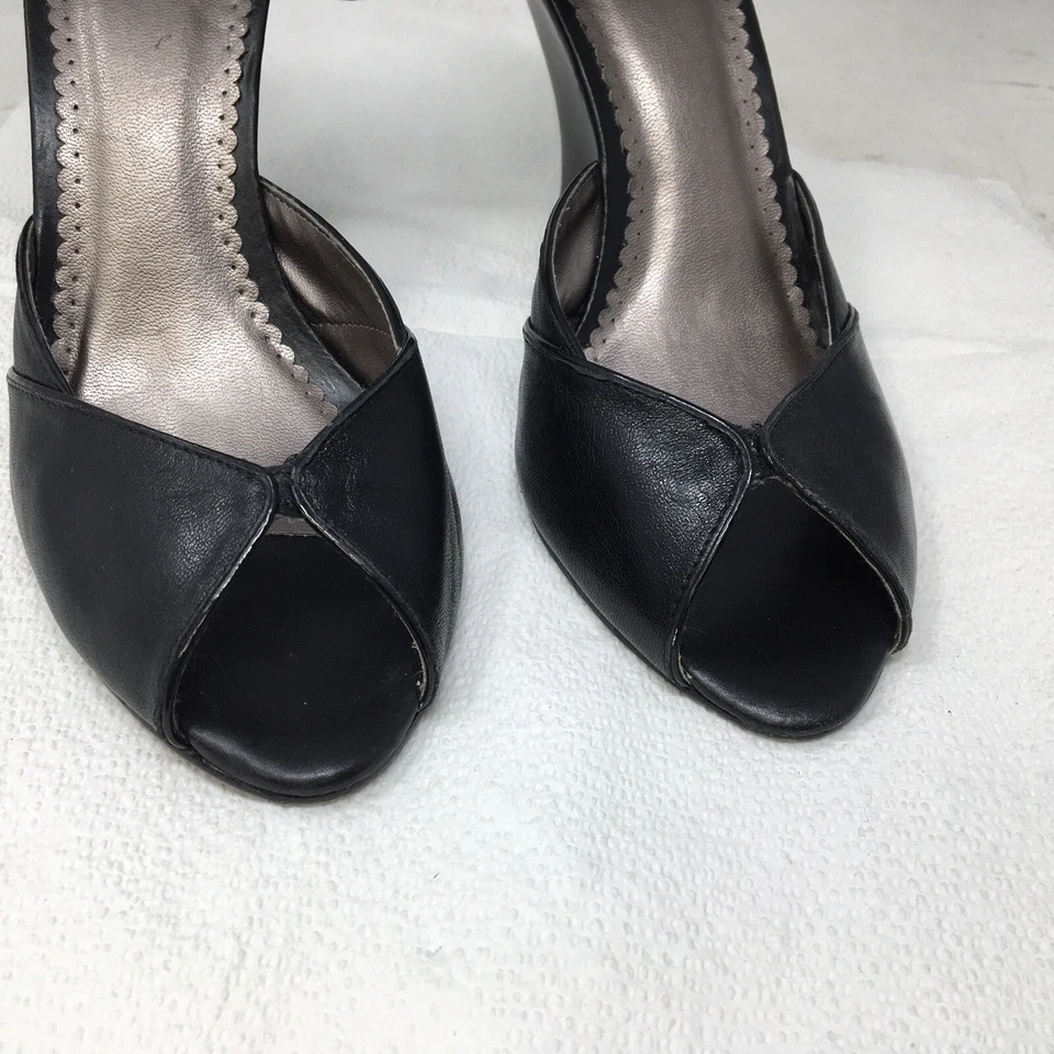 "Sandalias de cuña BCBG Paris negras de 3,5"" punta abierta correa al tobillo talla 8,5 B" Foto 4 de 4