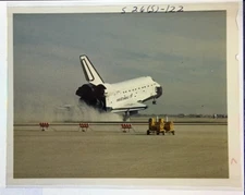 STS / SPACE SHUTTLE LANDING ORIGINAL CANDID FULL COLOR TRANSPARENCY A13