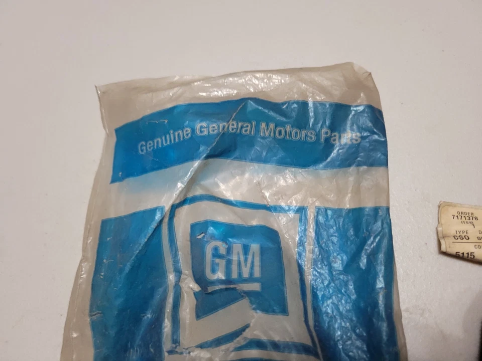 6x NOS tacos colector de escape #12554340 para 82-95 Chevrolet GMC diésel 6,2 L 6,5 L Foto 2 de 4