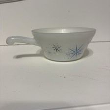 Vintage 1950&rsquo;s-60&rsquo;s Pyrex Glasbake Atomic Starburst Soup Bow With Handle 5&rdquo;