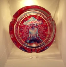 3.25"di Heavy Glass Ashtray Smoketopia- MushroomBody