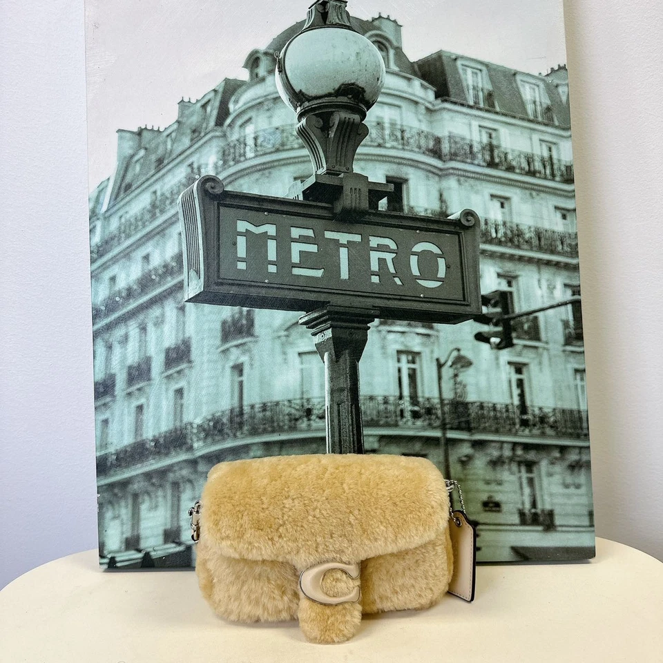 Bolso de hombro Coach CC444 almohada atigrado 18 pulgadas piel de oveja EN CREMA Foto 2 de 4