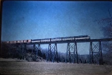 IRK4119:Railroad Train Slide - Southern 5 Locomotives Train on Trestle Bridge