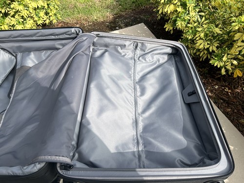 Tumi Alpha 3 Extended Trip 31” Expandable 4 Wheeled Packing Case - Black $1395 - Picture 15 of 19