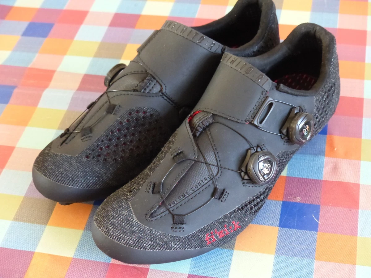 Fizik Infinito R1 Knit EU43 UK8 8.75 Black SPD SL 3 bolt carbon road shoes