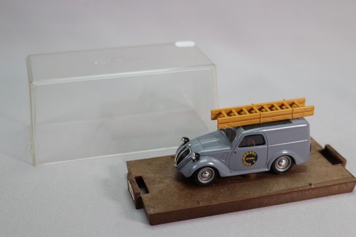 LK420 BRUMM R46 1/43 1:43 Fiat 500 B fourgonnette Stipel gris - Imagen 2 de 8