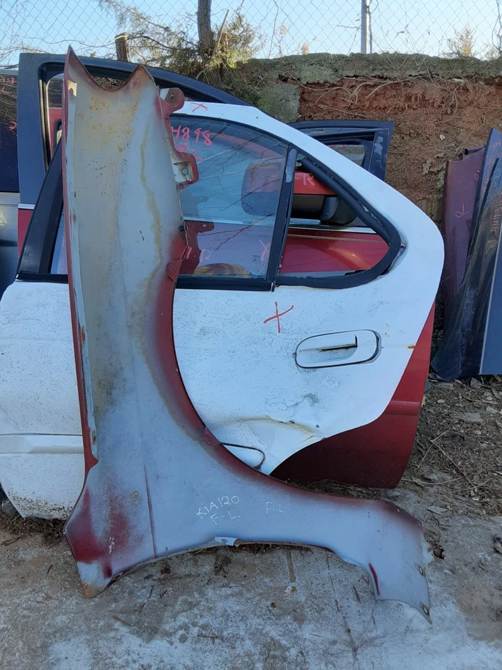 Guardabarros delantero izquierdo KIA SEPHIA 1998-2001 OEM, 110-61163 Foto 4 de 4