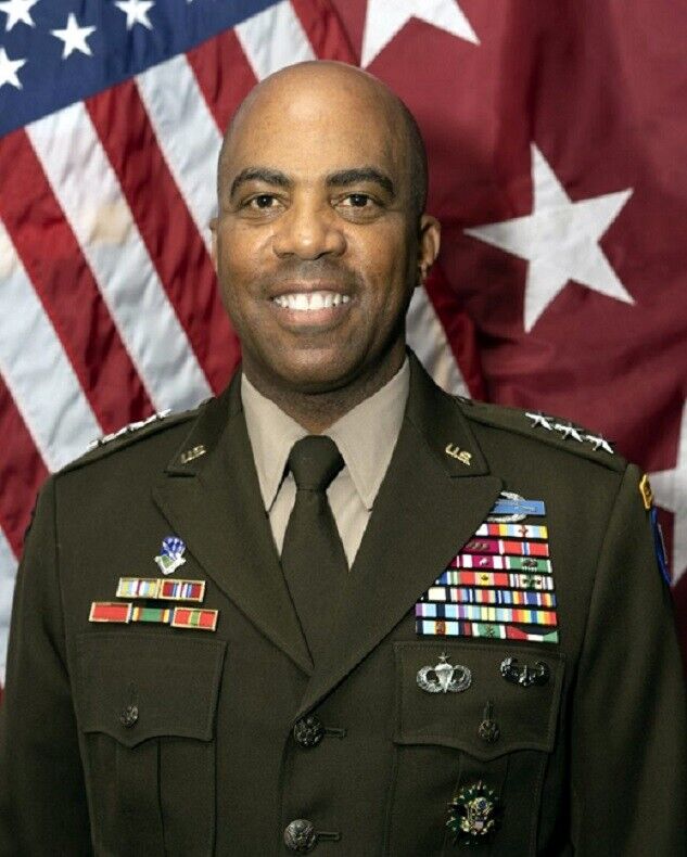 U.S. Army Lieutenant General Ronald Patrick "Ron" Clark 8x10 Photo 117
