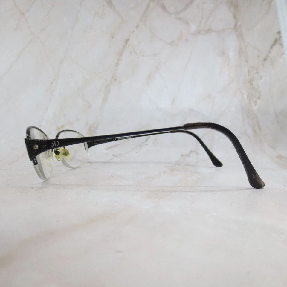 Marco de gafas Catherine Deneuve para mujer negro mate medio borde ovalado 50-18-135 Foto 3 de 4