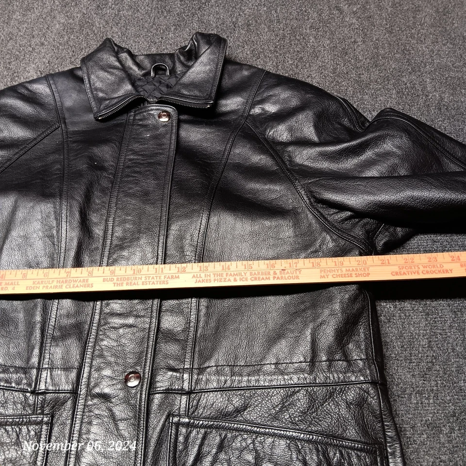 Chaqueta de cuero Winlit New York para mujer pequeña negra forro acolchado de longitud media Foto 4 de 4