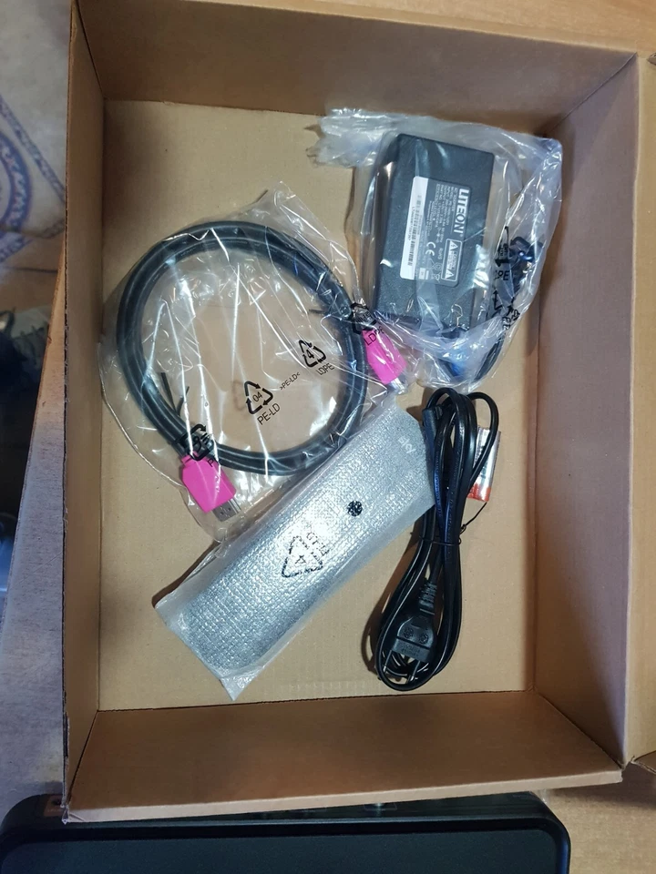 DECODER MY SKY HD HUMAX ESi-160 WIFI CON DIGITALE TERRESTRE INTEGRATOE HARD DISK - Immagine 2 di 4