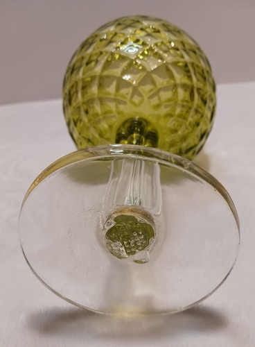 Viking Glass Green Diamond Quilted Clear Bottom Goblet Candy Dish9" - Picture 8 of 8