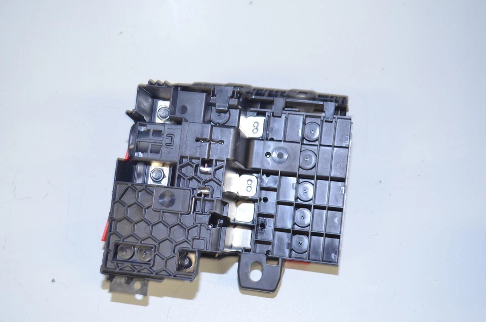 BMW G01 X3 Xdrive 30e G08 G02 LCI B+ Distributor Rear 9855629 5A693E5 - Image 3 of 4