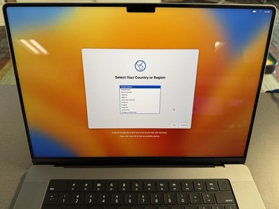 Apple MacBook Pro 16.2'' 16 GB RAM 2TB SSD Space Gray Z175000BM/A2780