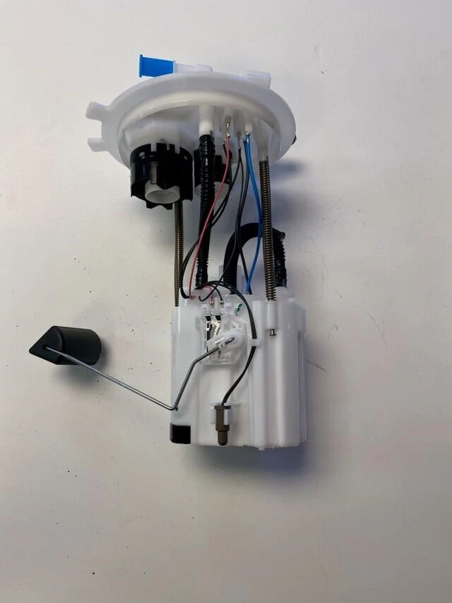 Genuine Nissan Versa Sedan 2012-2018 Versa Note 2013-2018 Fuel Pump 17040-3AN0E - Image 2 of 4